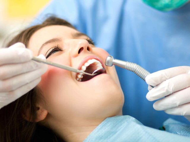 https://angelakopouloudental.gr/wp-content/uploads/2020/01/post_10-640x480.jpg